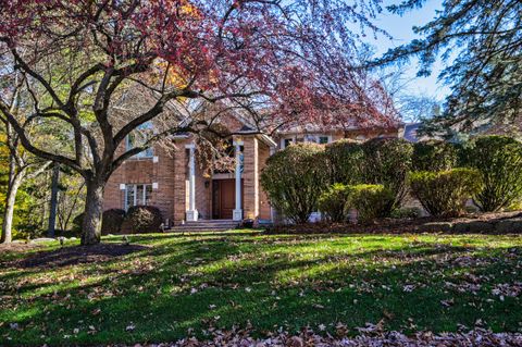 A home in Bloomfield Twp