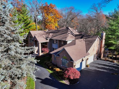 A home in Bloomfield Twp