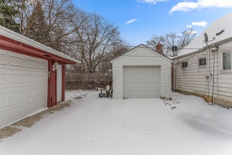 A home in Inkster