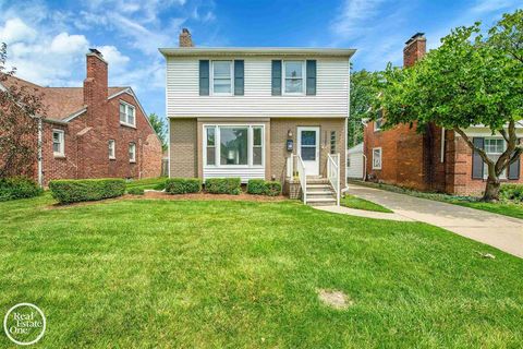 A home in Grosse Pointe Woods