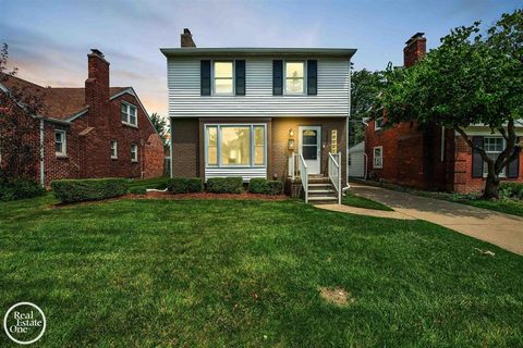 A home in Grosse Pointe Woods