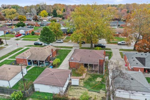 A home in Warren