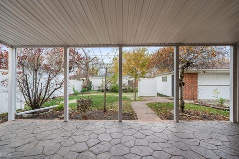 A home in Warren