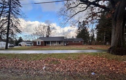 A home in Fenton Twp