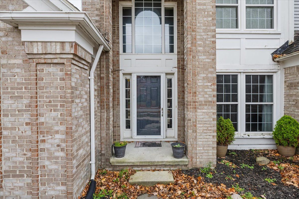 48253 Red Run Drive