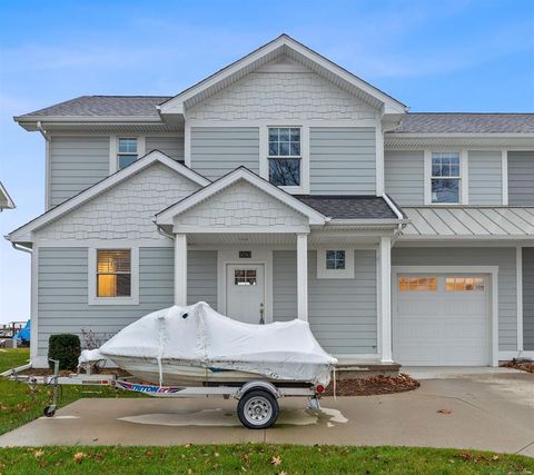 A home in New Baltimore