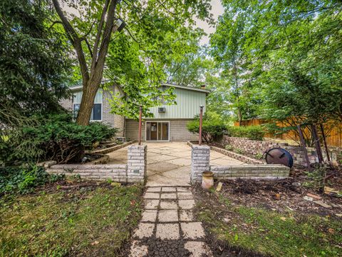 A home in West Bloomfield Twp