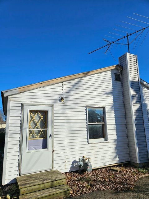 A home in Allegan