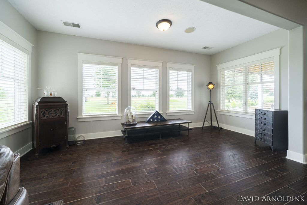 listing image 54