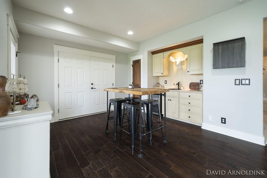 listing image 52