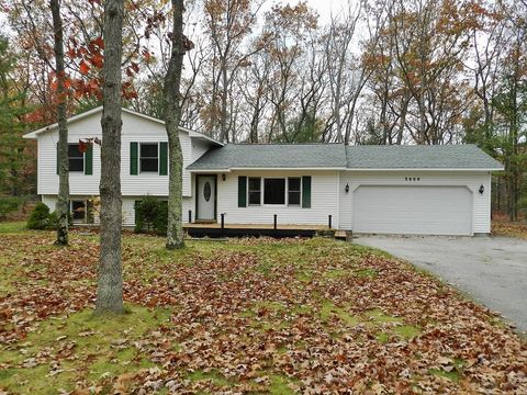 A home in Green Lake Twp