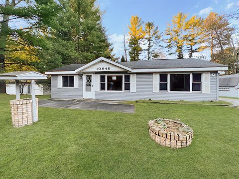 A home in Richfield Twp