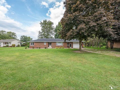 A home in Raisinville Twp