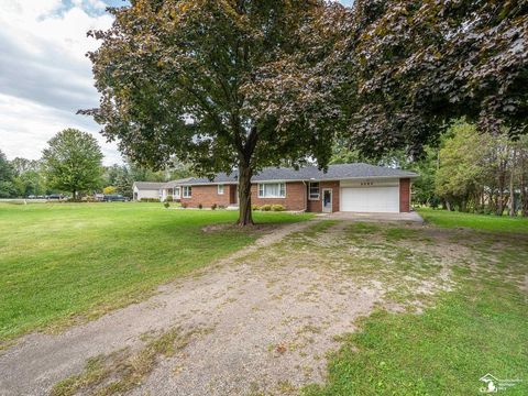 A home in Raisinville Twp