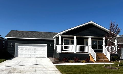 262 RIVIERA Drive Lapeer Township MI 48446