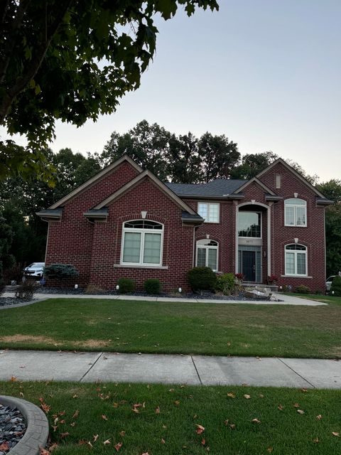 A home in Commerce Twp