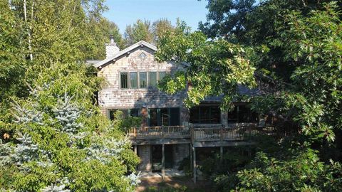 A home in Peninsula Twp