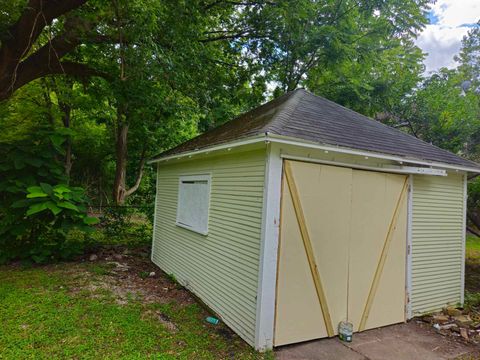 A home in Flint