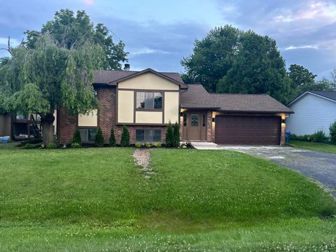 A home in Waterford Twp