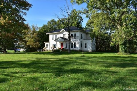 A home in Rich Twp