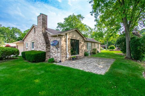 A home in Bloomfield Twp