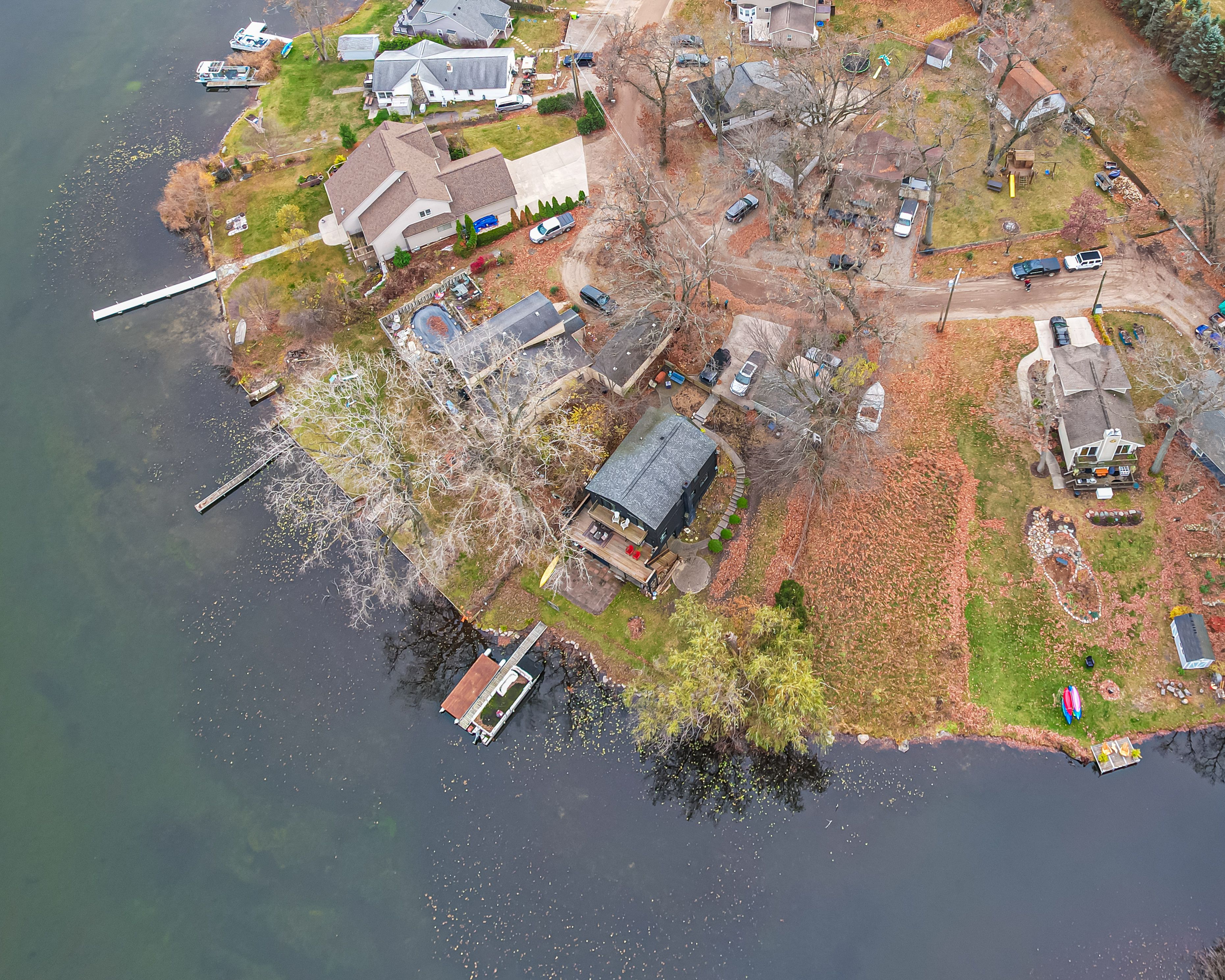 1225 GROVE POINT Drive