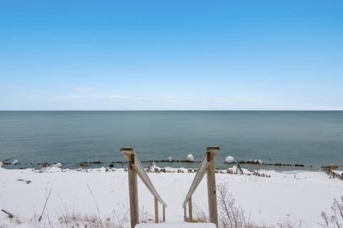 A home in ArcadiaTownship_Manistee