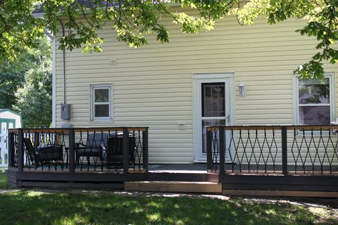 A home in South Haven Twp