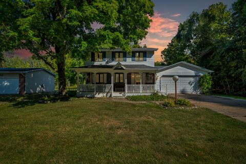 A home in Davison Twp