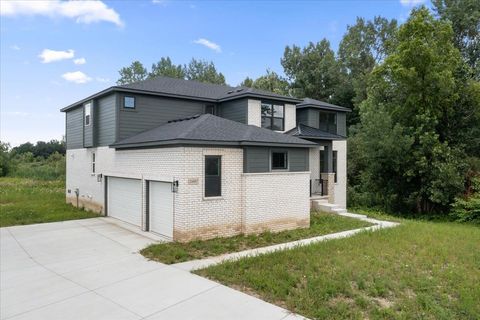 A home in Lyon Twp