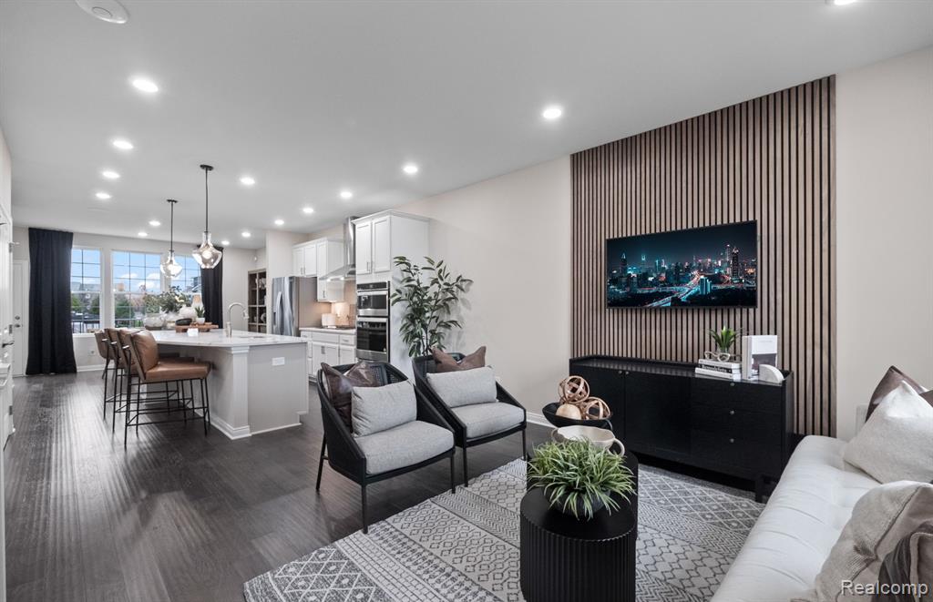 308 N Sydney Court