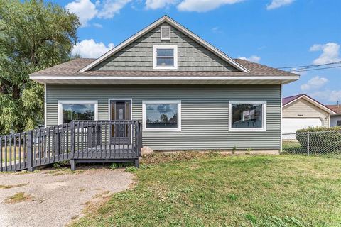 A home in Roscommon Twp