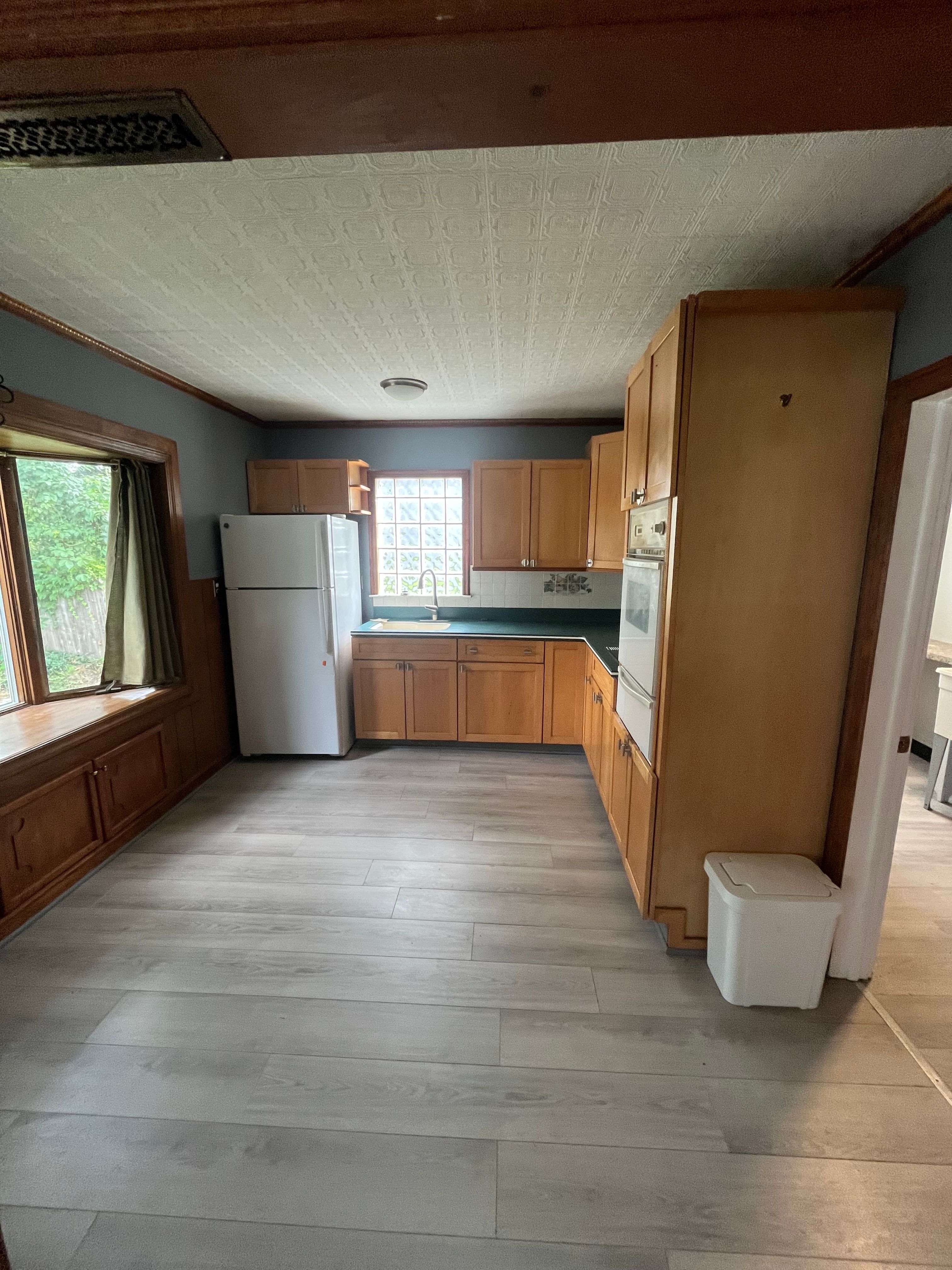 321 LONGSPUR Lane
