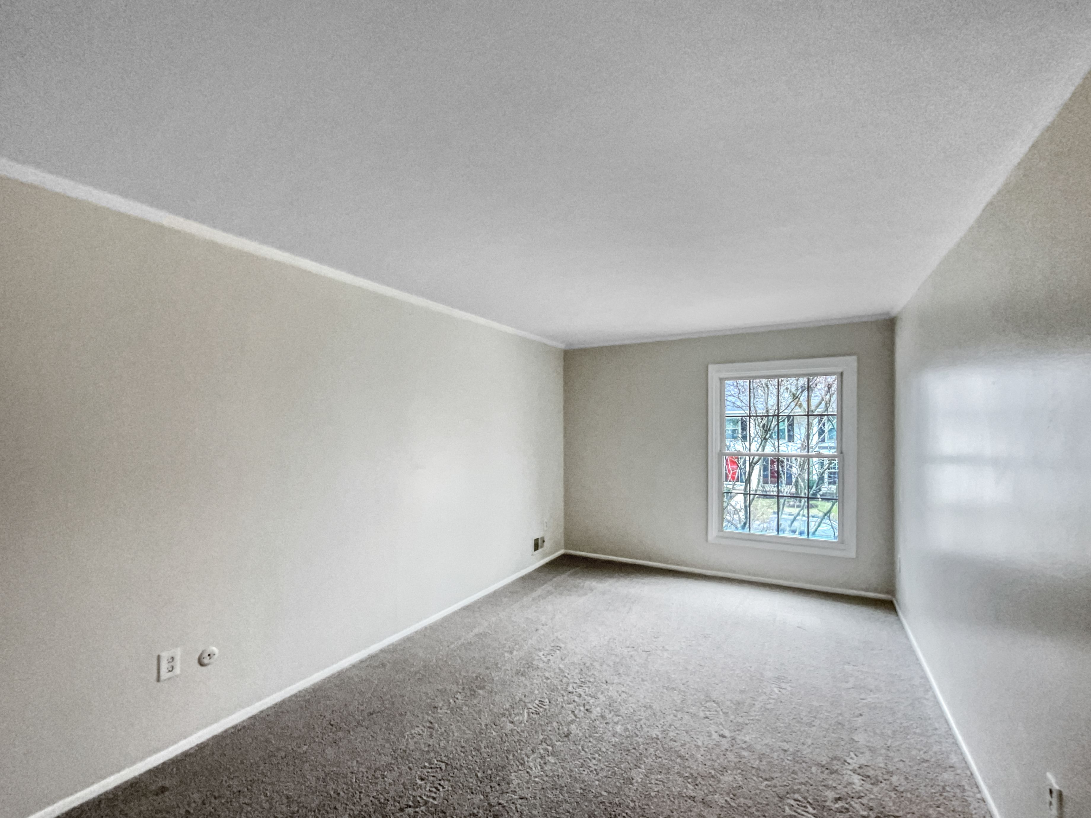 22037 SHORE POINTE Lane #64