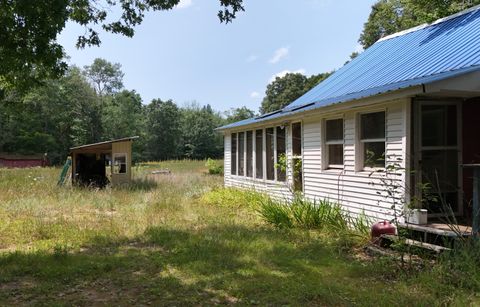 A home in Dickson Twp