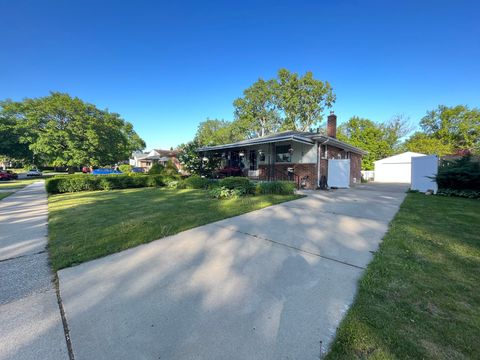 A home in Dearborn Heights