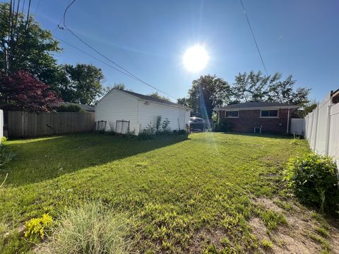 A home in Dearborn Heights