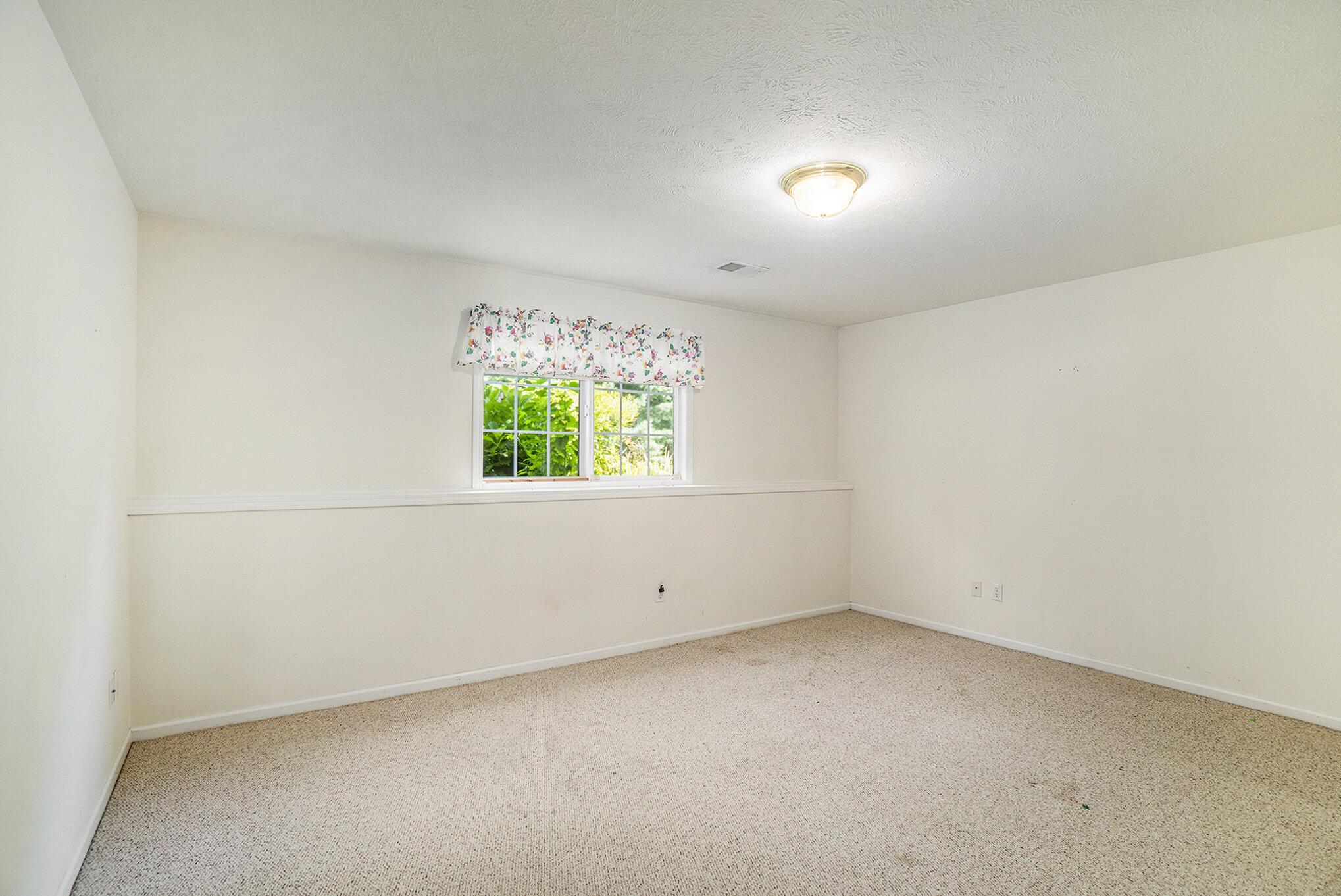 Photo 19 of 26 of 444 Timberlake Drive W 87 condo