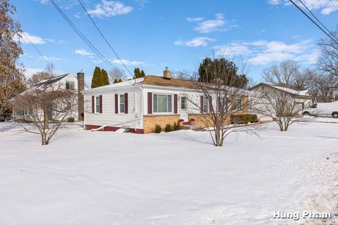 A home in Plainfield Twp