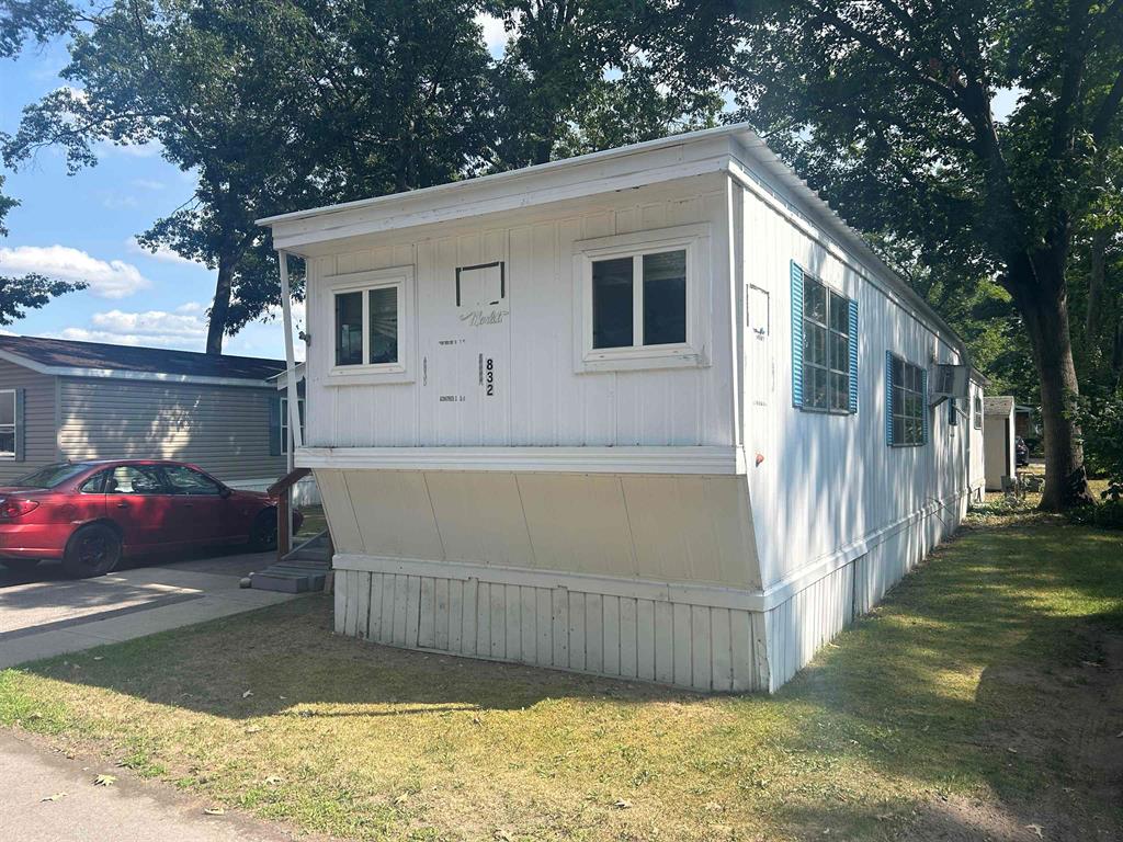 Photo 14 of 32 of 1561 Andrew Place mobile home