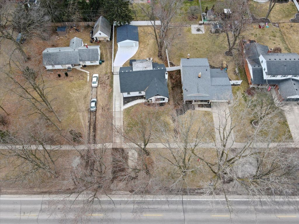listing image 44