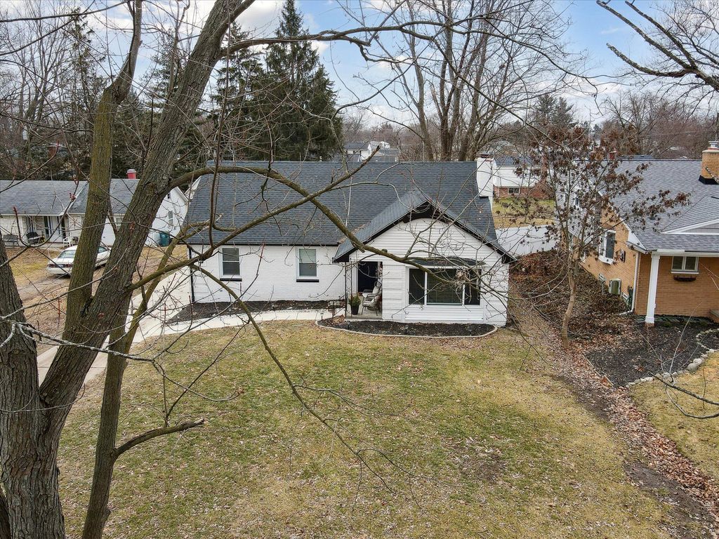listing image 40