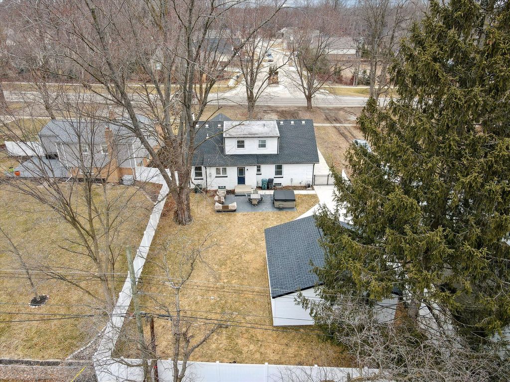 listing image 49