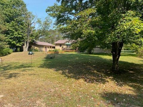 A home in Joyfield Twp