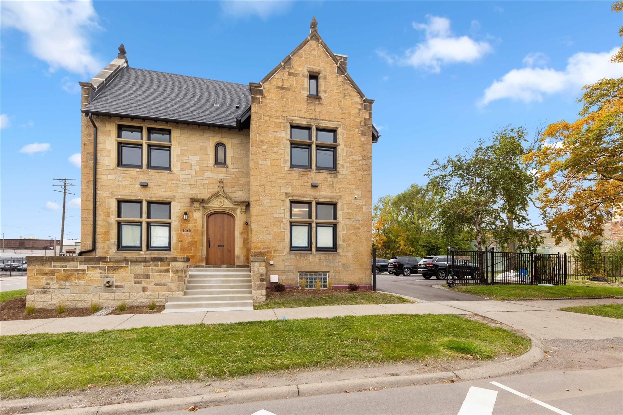 Detroit, Michigan 48202, United States, 1 Bedroom Bedrooms, ,1 BathroomBathrooms,Residential,Active,91024