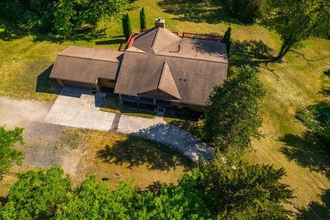 A home in Green Oak Twp