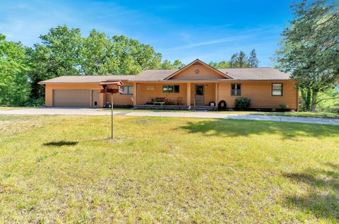 A home in Green Oak Twp