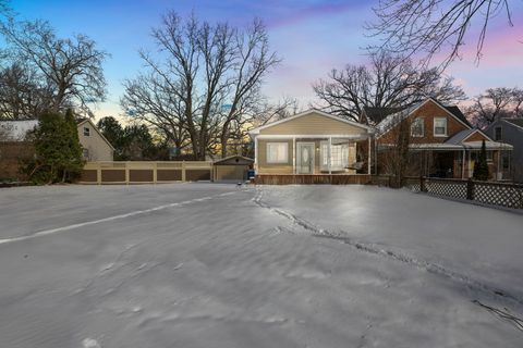 A home in Dearborn Heights