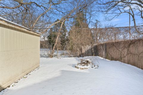 A home in Dearborn Heights