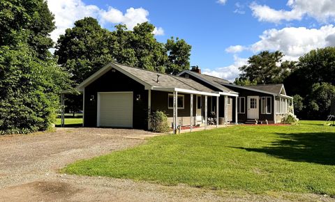 A home in Richfield Twp